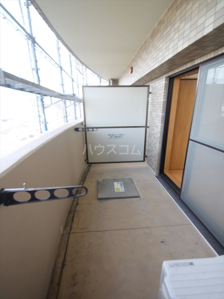 19/30 バルコニー