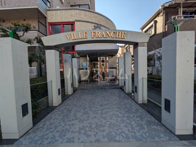 29/30 エントランス