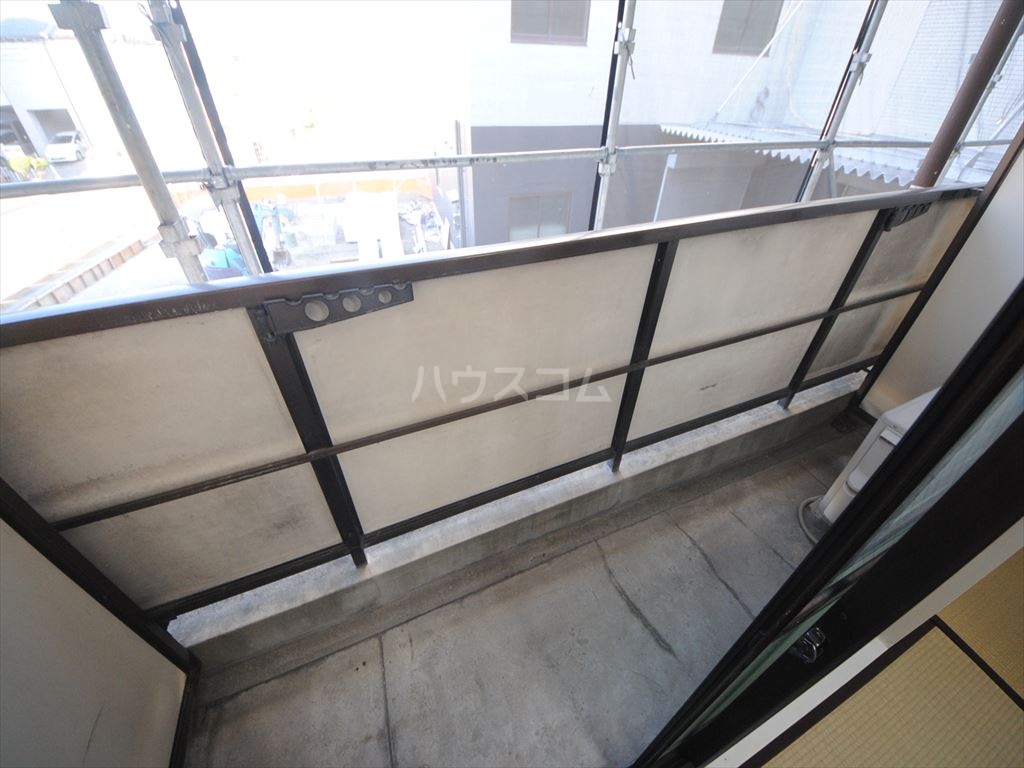 19/30 バルコニー