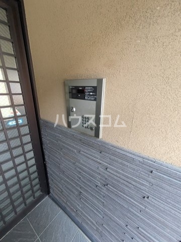 14/22 エントランス