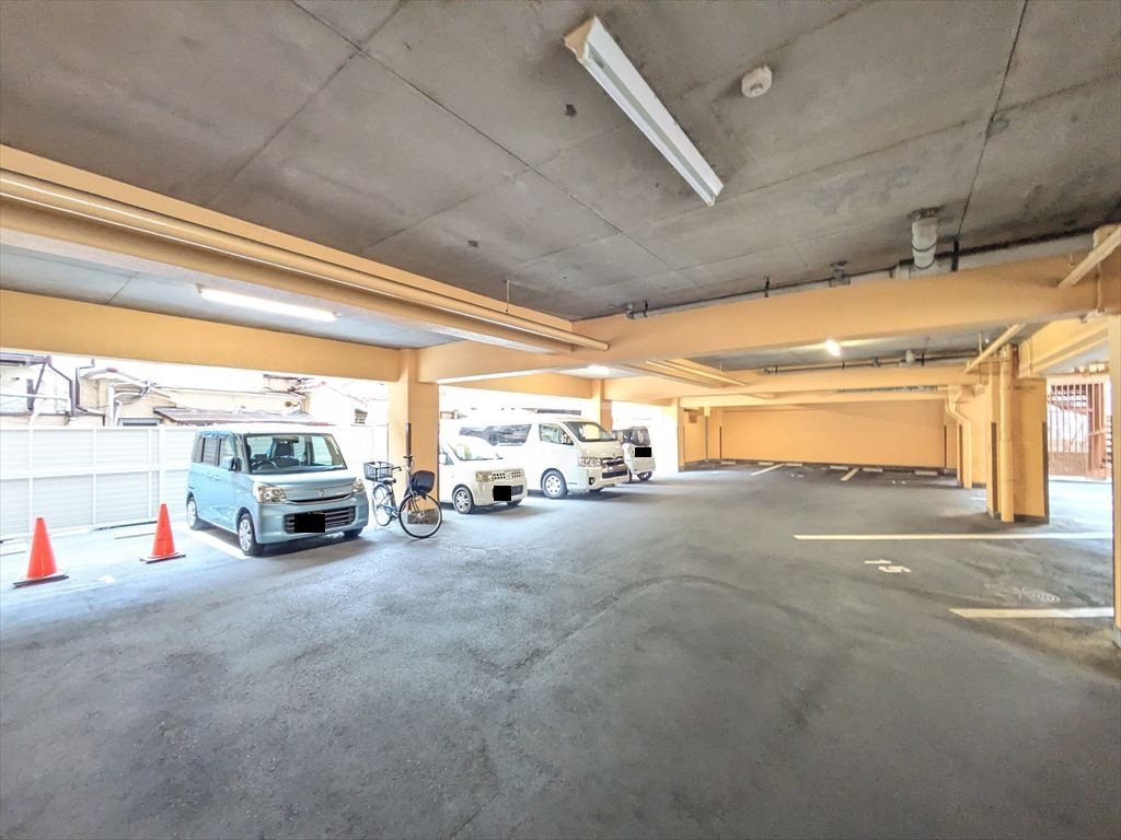 3/4 駐車場
