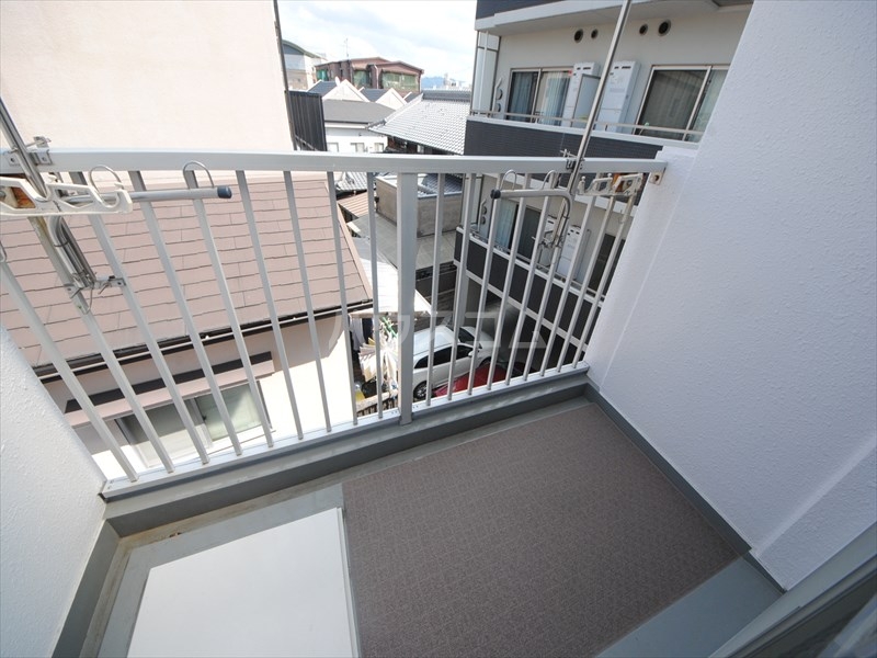 23/30 バルコニー