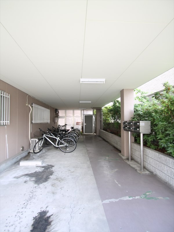 29/30 エントランス