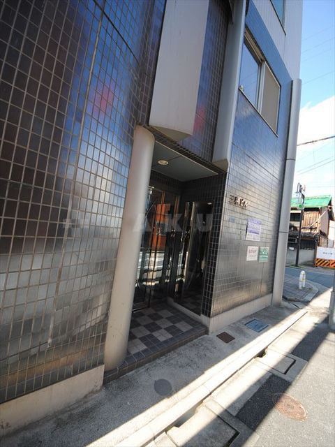 17/24 エントランス