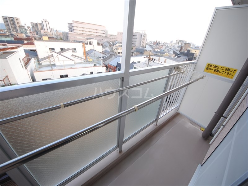17/28 バルコニー