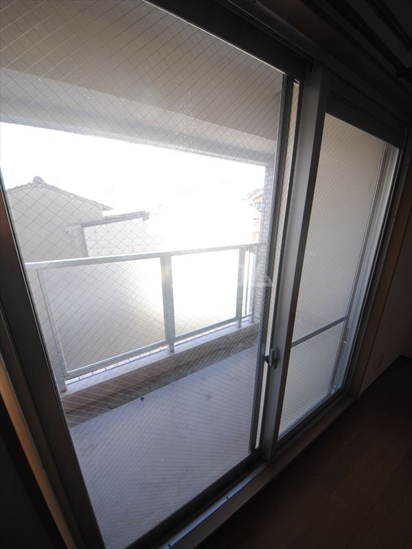 16/27 バルコニー