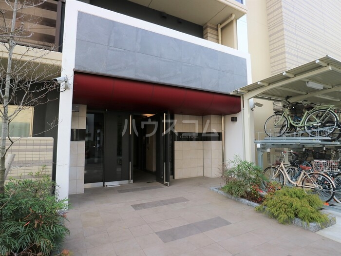 13/15 エントランス