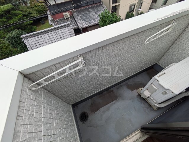 20/30 バルコニー