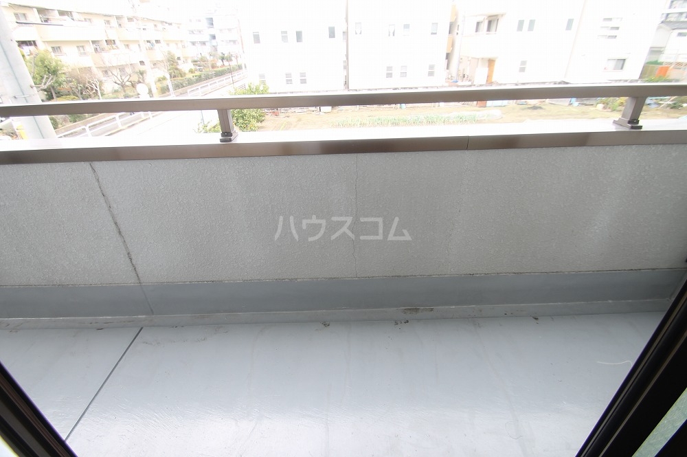 23/30 バルコニー