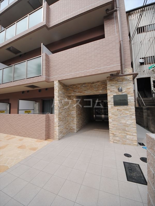 3/10 エントランス