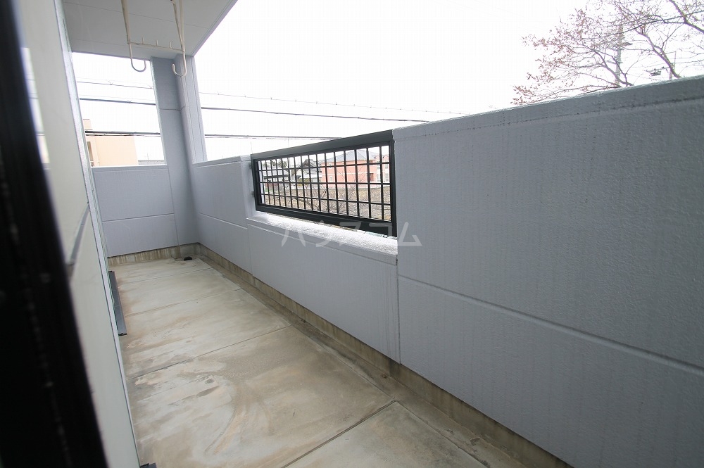 20/27 バルコニー