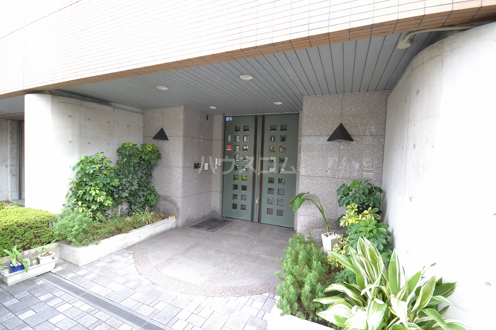 2/10 エントランス