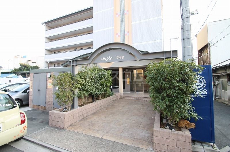 19/25 エントランス