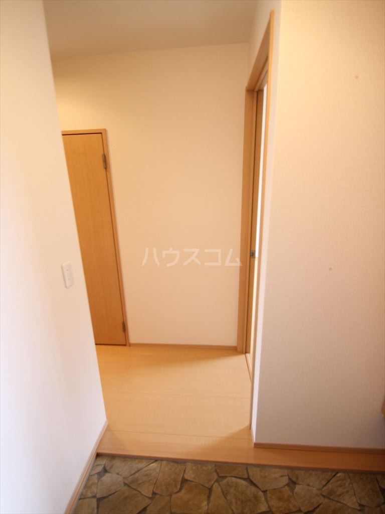 13/30 玄関
