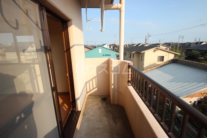 17/28 バルコニー