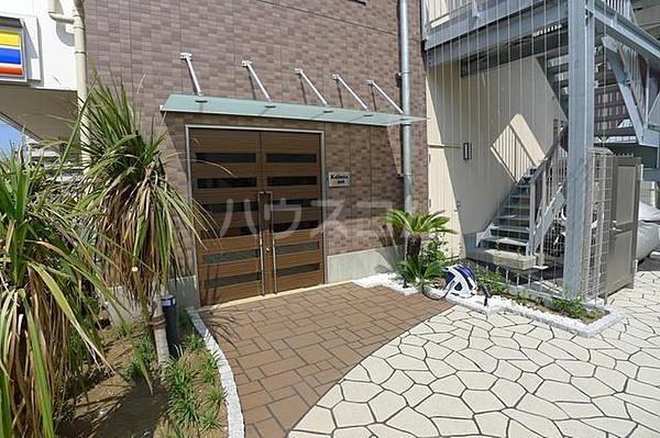 19/28 エントランス