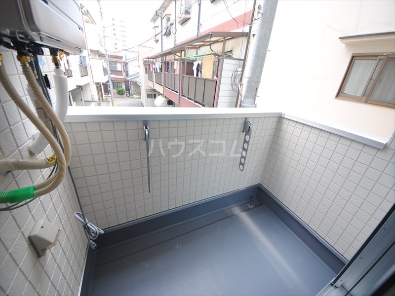 21/30 バルコニー