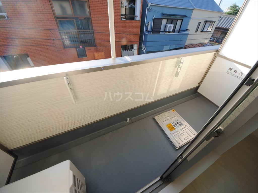 23/30 バルコニー