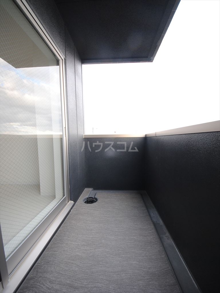 19/30 バルコニー