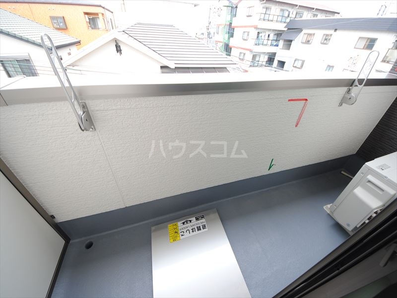 21/30 バルコニー