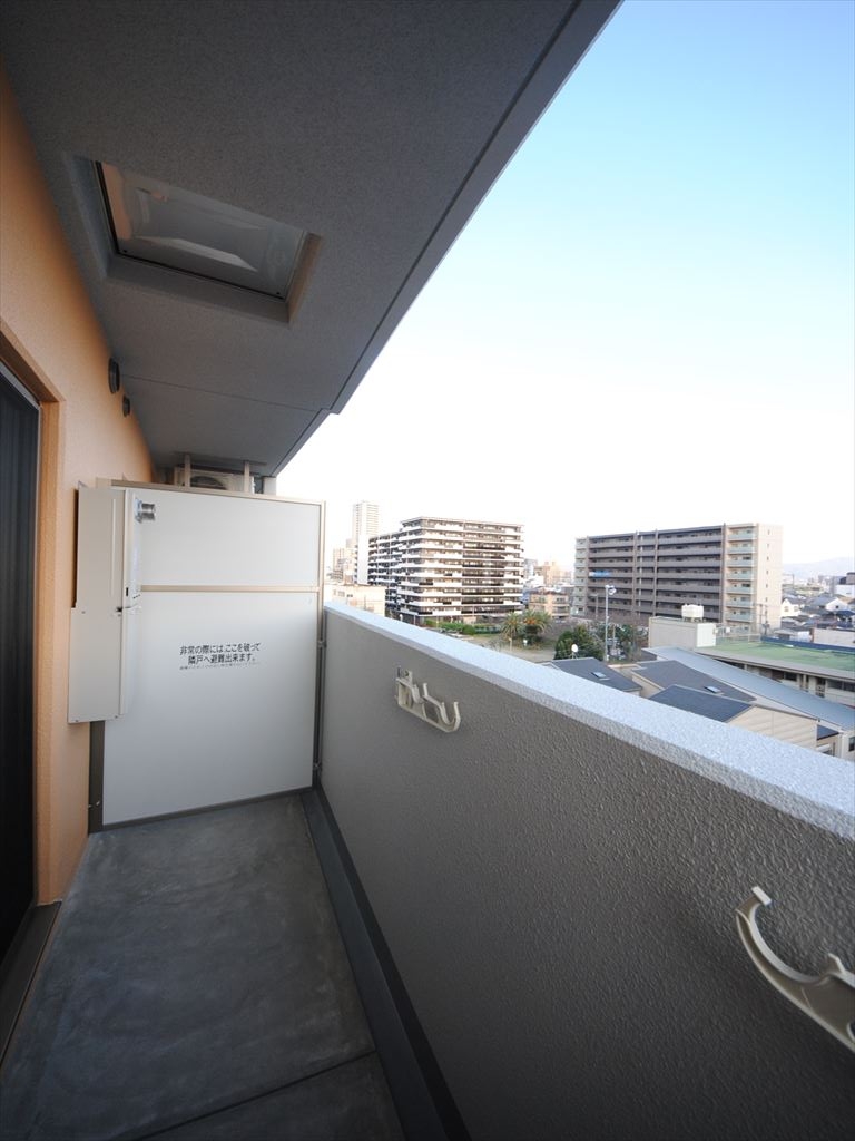 23/30 バルコニー