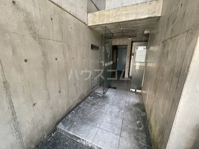 29/30 エントランス