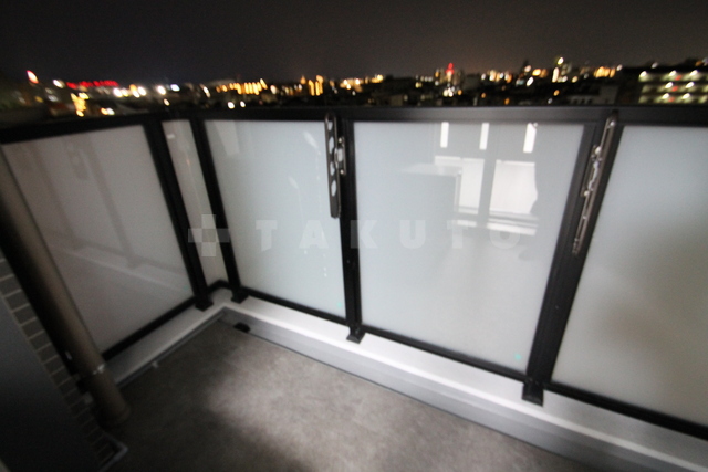 13/30 バルコニー