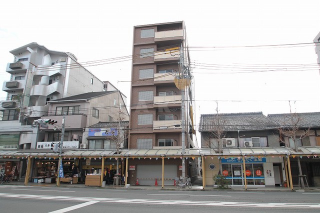 1/24 外観