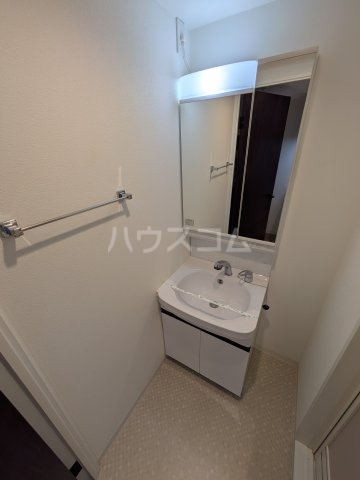 13/30 洗面