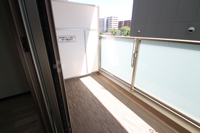 23/30 バルコニー