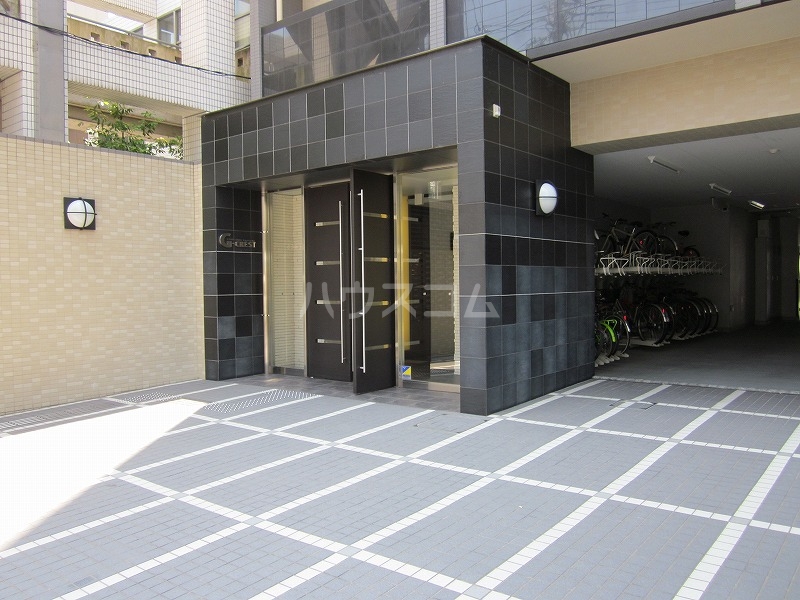 19/22 エントランス