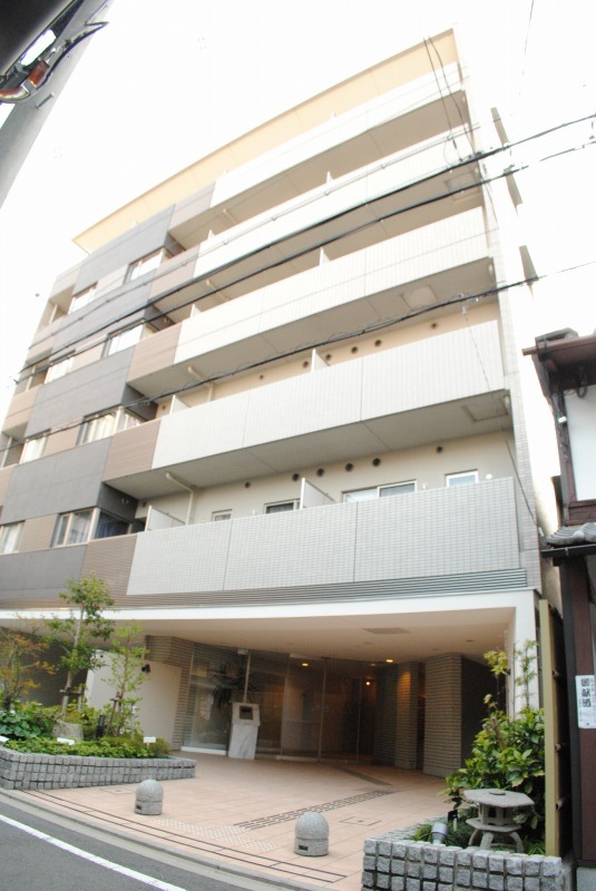1/11 外観