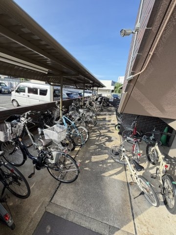 20/20 駐車場