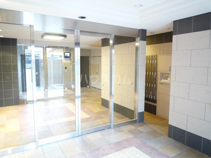 16/24 エントランス