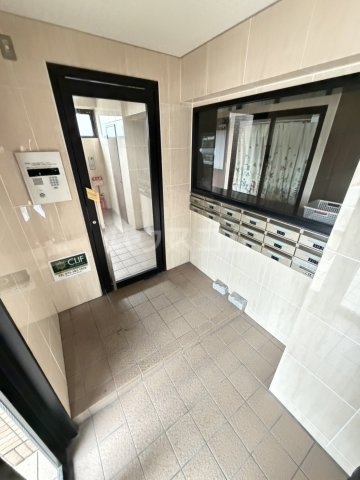 19/21 エントランス