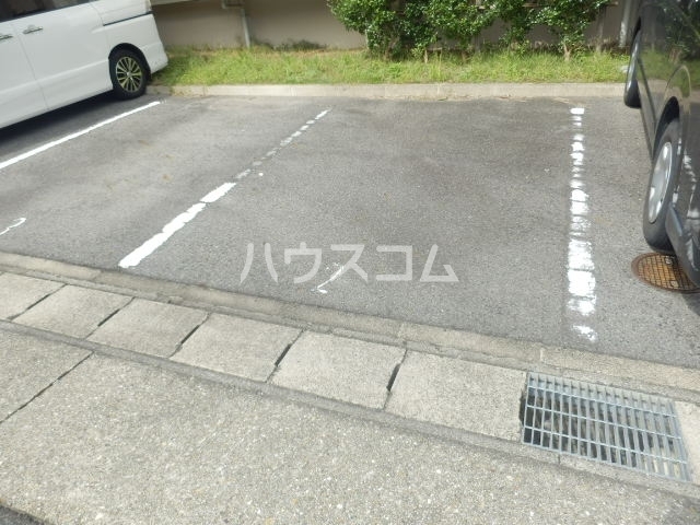 2/10 駐車場