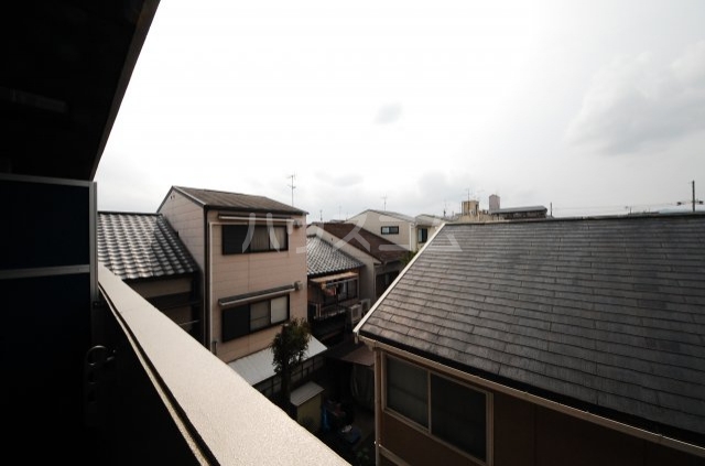 21/30 バルコニー