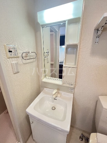 15/30 洗面