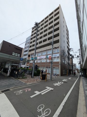 2/8 外観