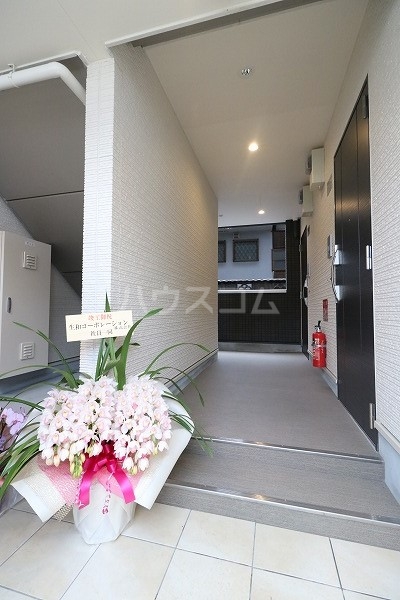 2/2 エントランス