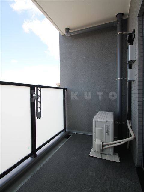 18/26 バルコニー