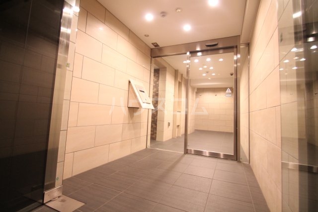 14/24 エントランス