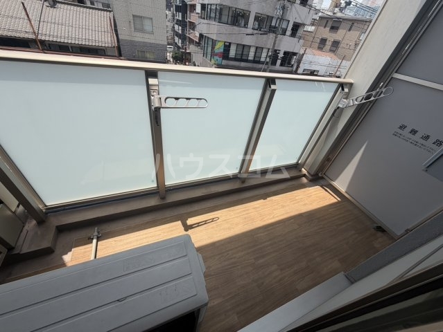 13/30 バルコニー