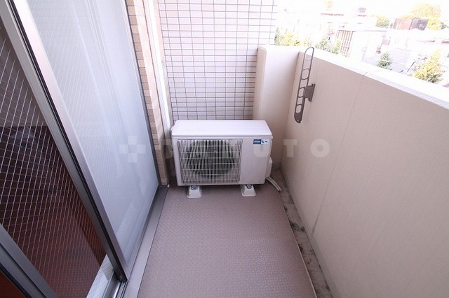 13/19 バルコニー