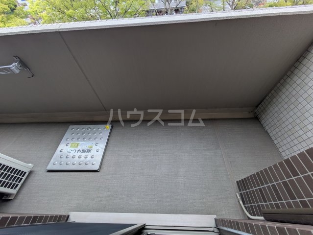 17/27 バルコニー