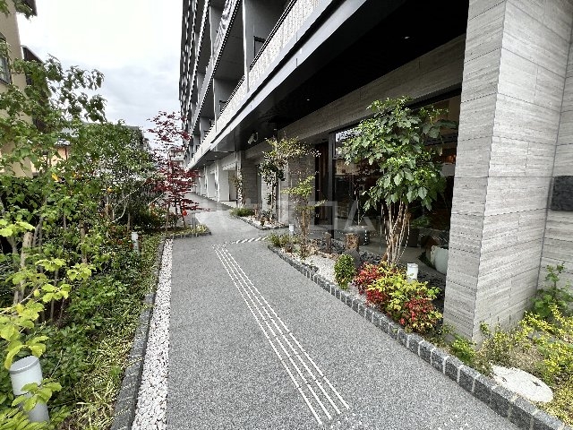 29/30 エントランス