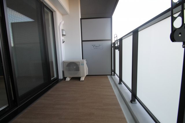 15/28 バルコニー