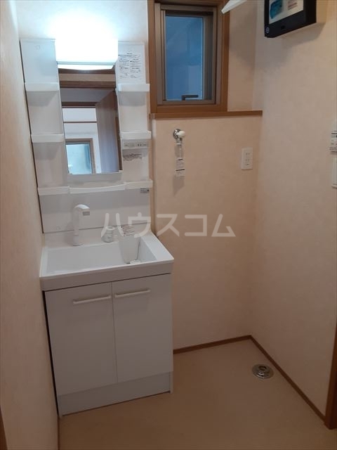 13/27 洗面