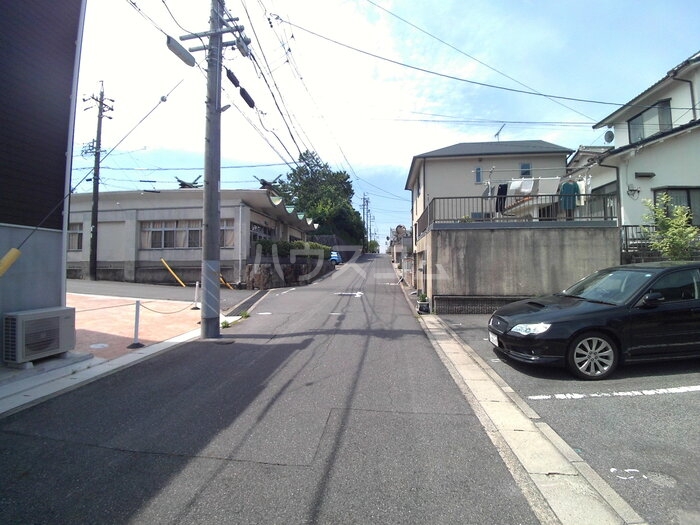 2/13 駐車場