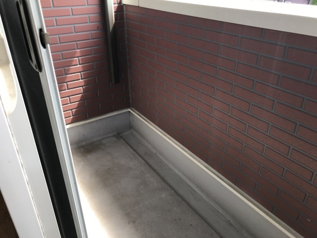 21/27 バルコニー